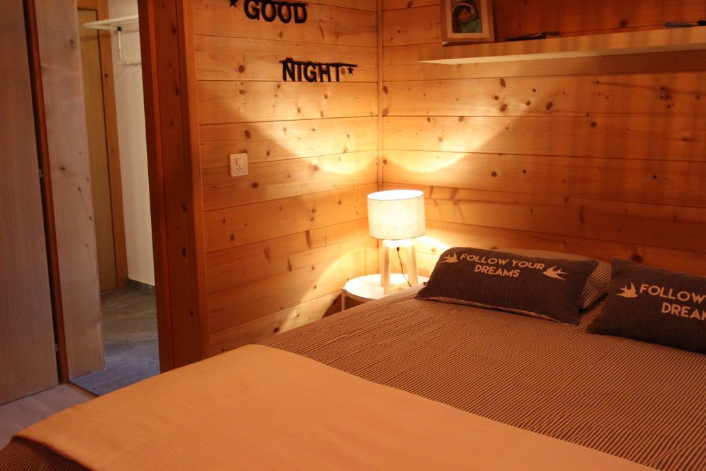 La Boutique Apartment Rossiniere Ngoại thất bức ảnh